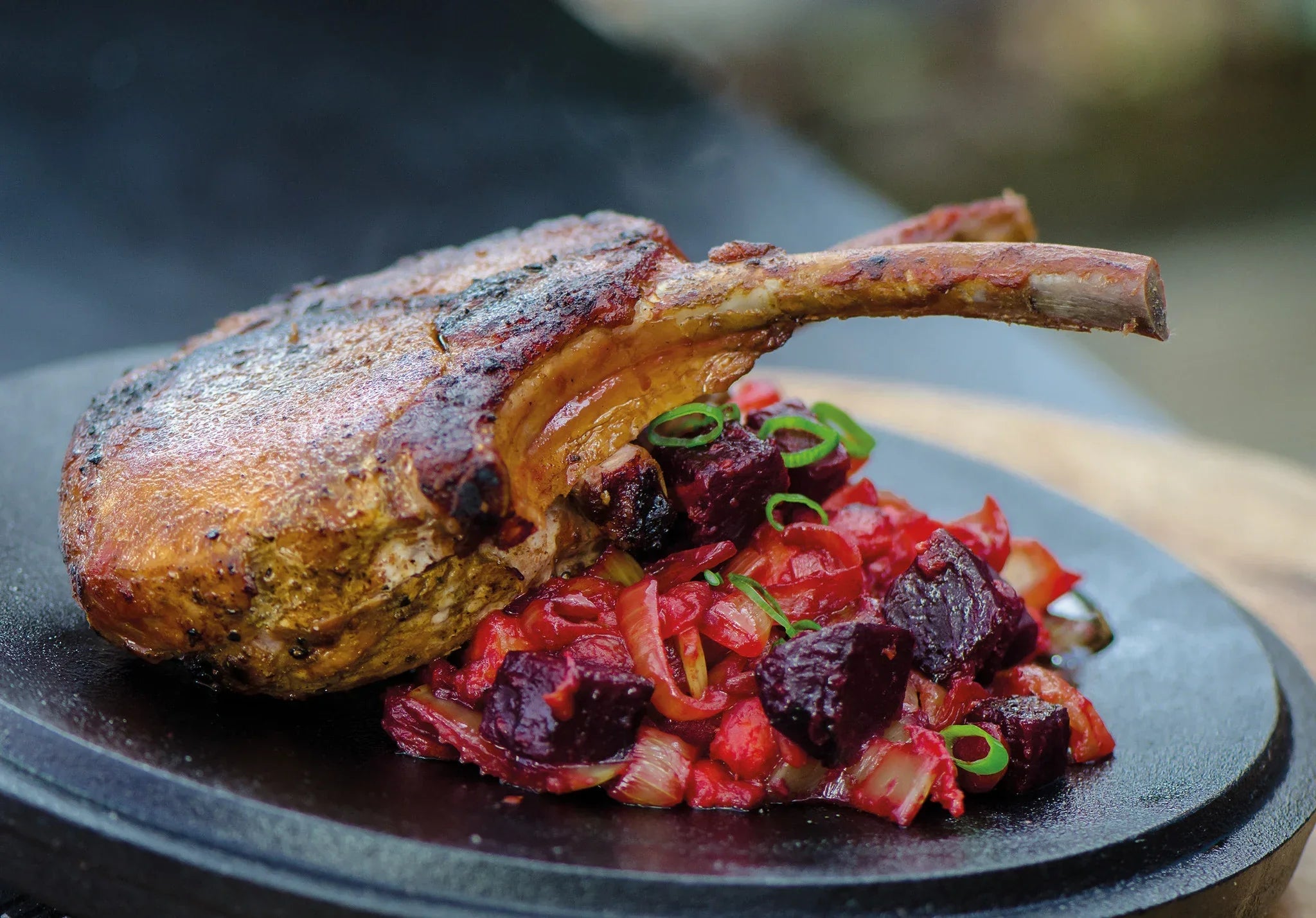 Recept: Pork Tomahawk Steak & Dutch Oven Groenten