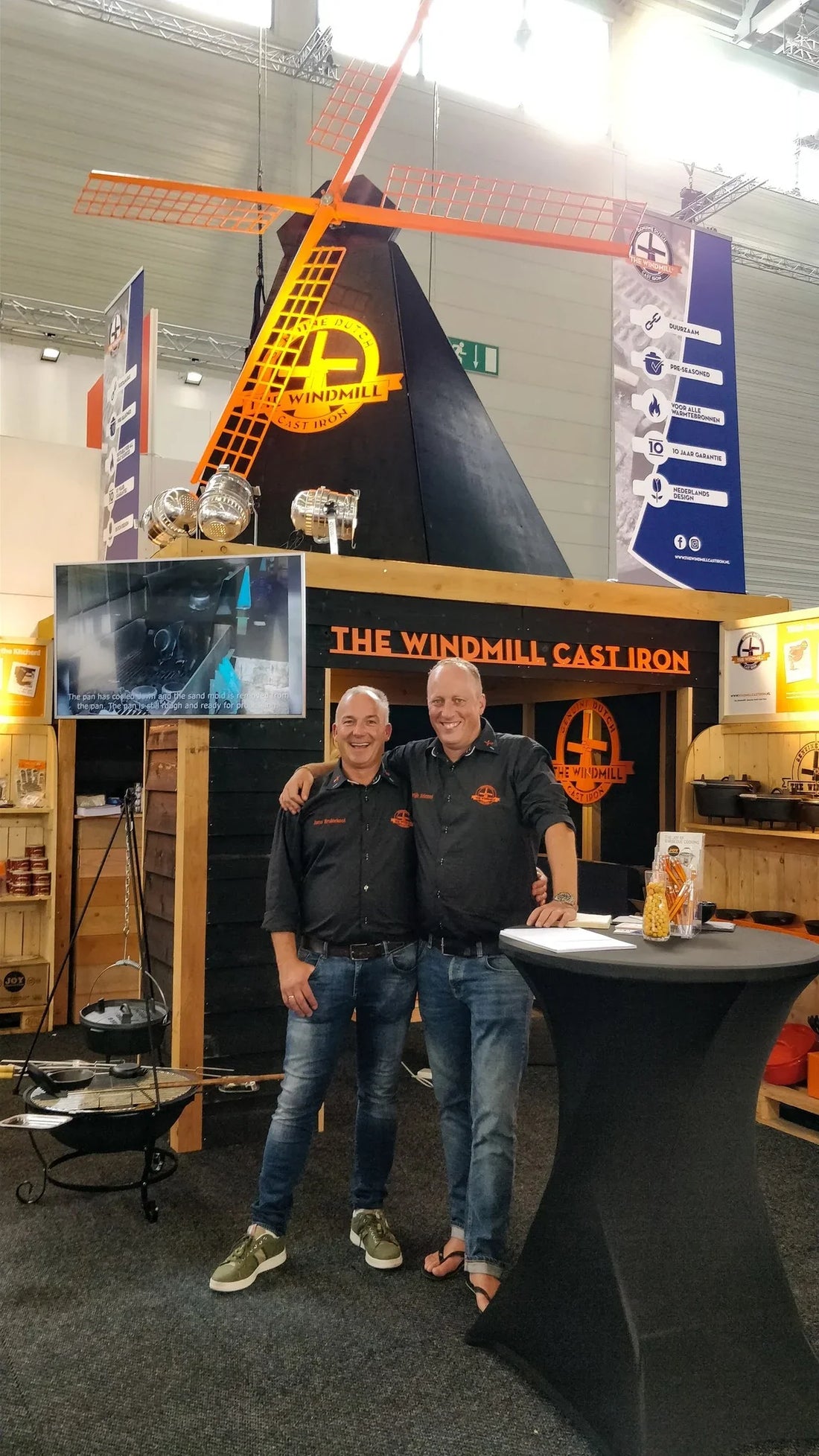 Feest! The Windmill bestaat 5 jaar!