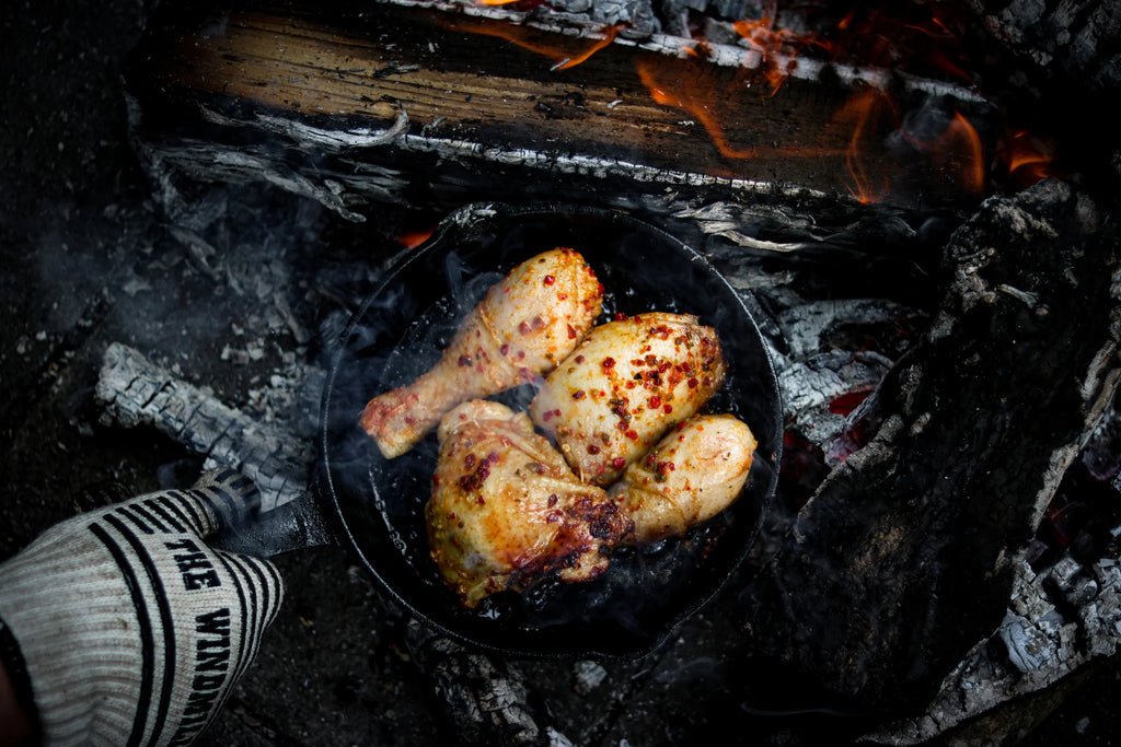 Die Windmühlen-Gusseisenpfanne (mittelgroß)